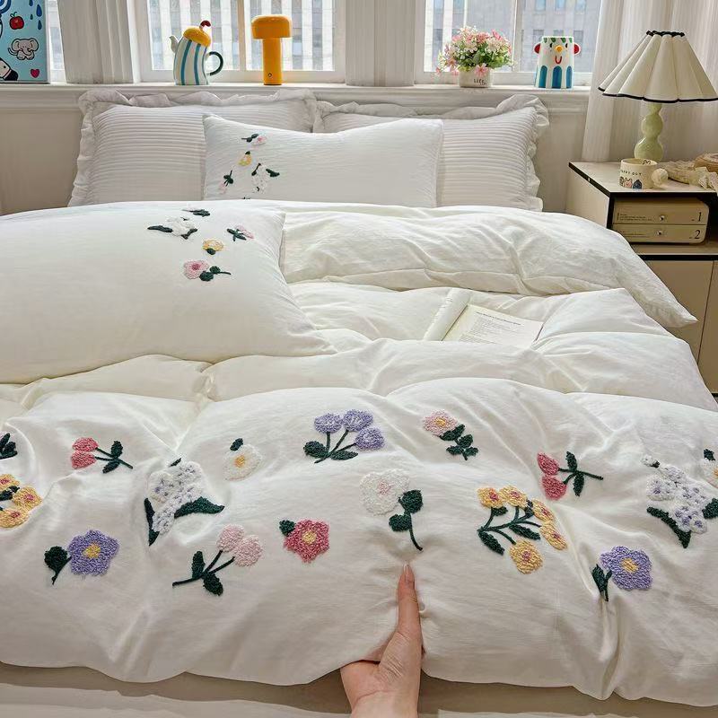 Copripiumino con ricamo florea - Aesthetic Floral Duvet Cover recensione e prezzo